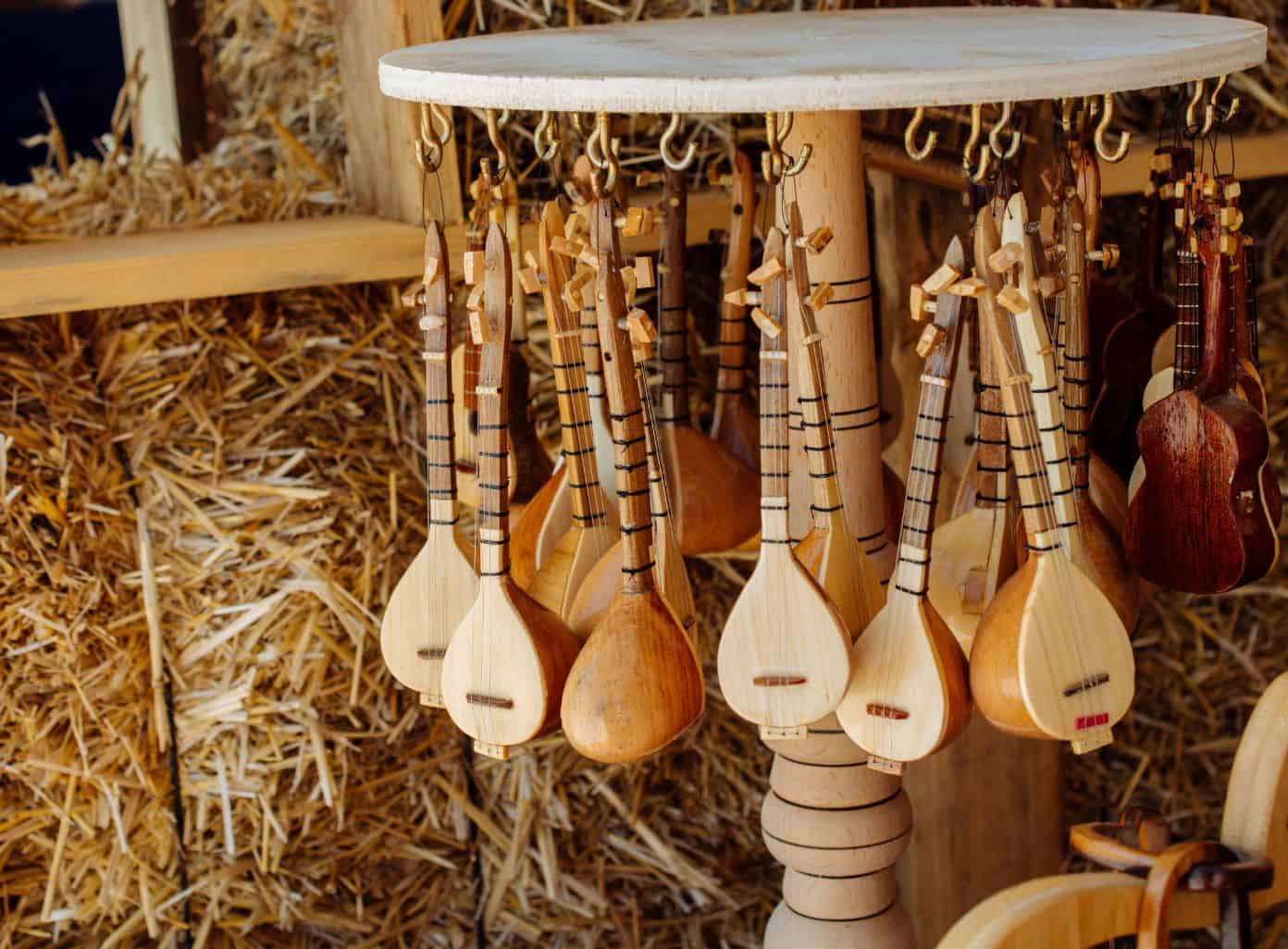 saudi arabia traditional music instrument